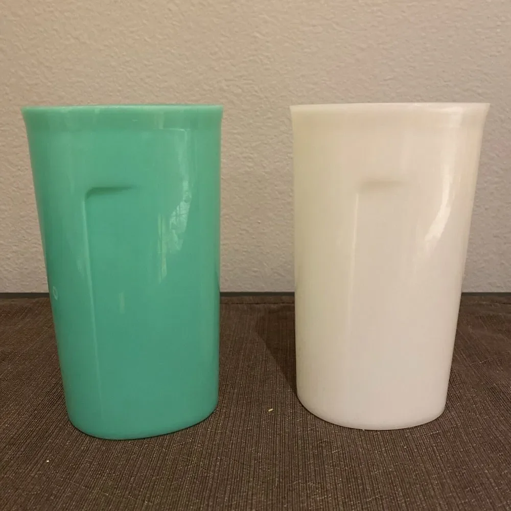 Lot of 2 Tupperware Vintage Sweet Syrup Containers #640 Jadeite White NO‎ LIDS